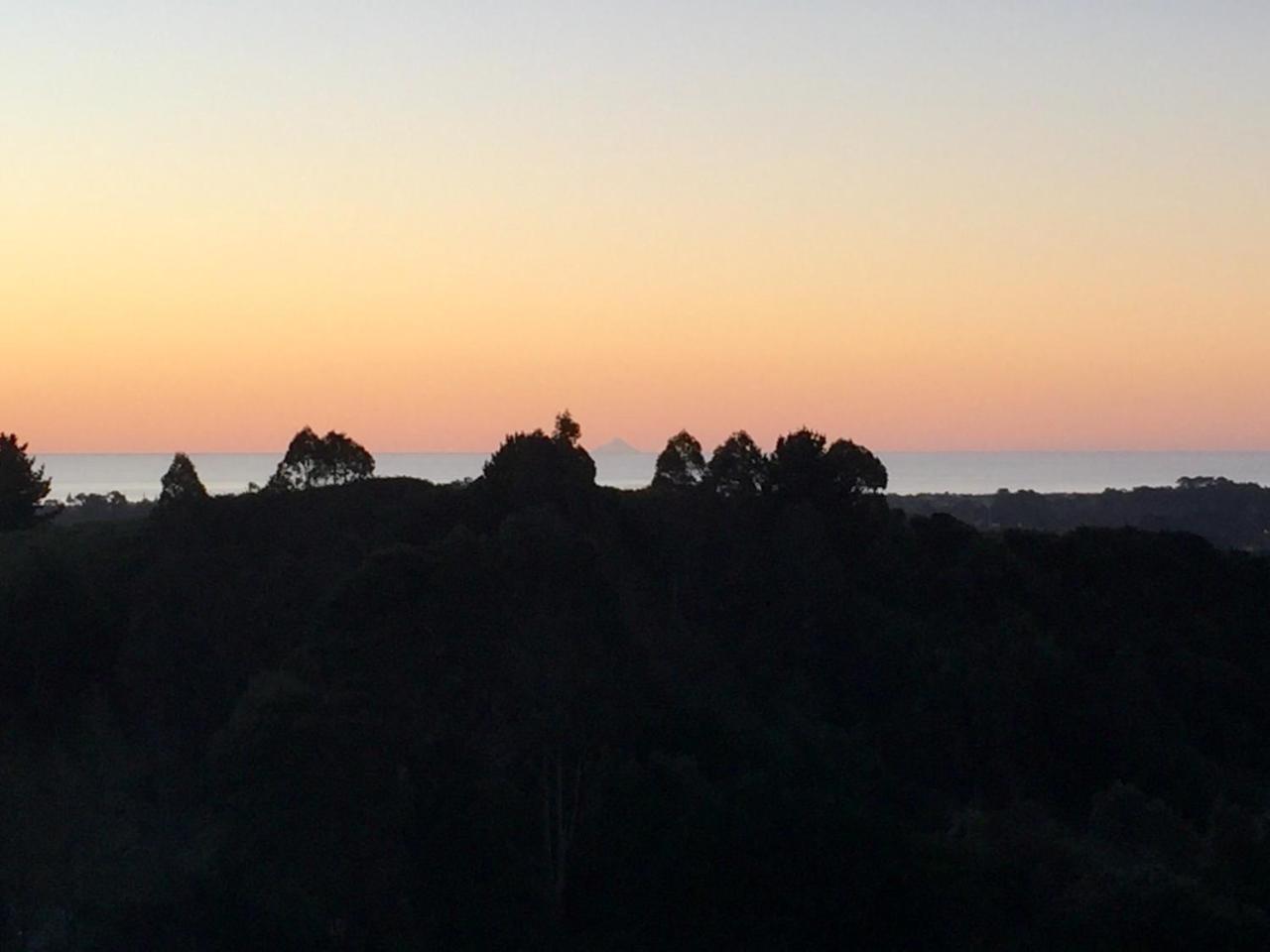 Aston Road Villa Bed & Breakfast Waikanae Bagian luar foto